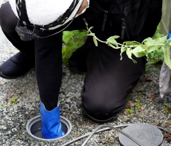 建物外排水作業中